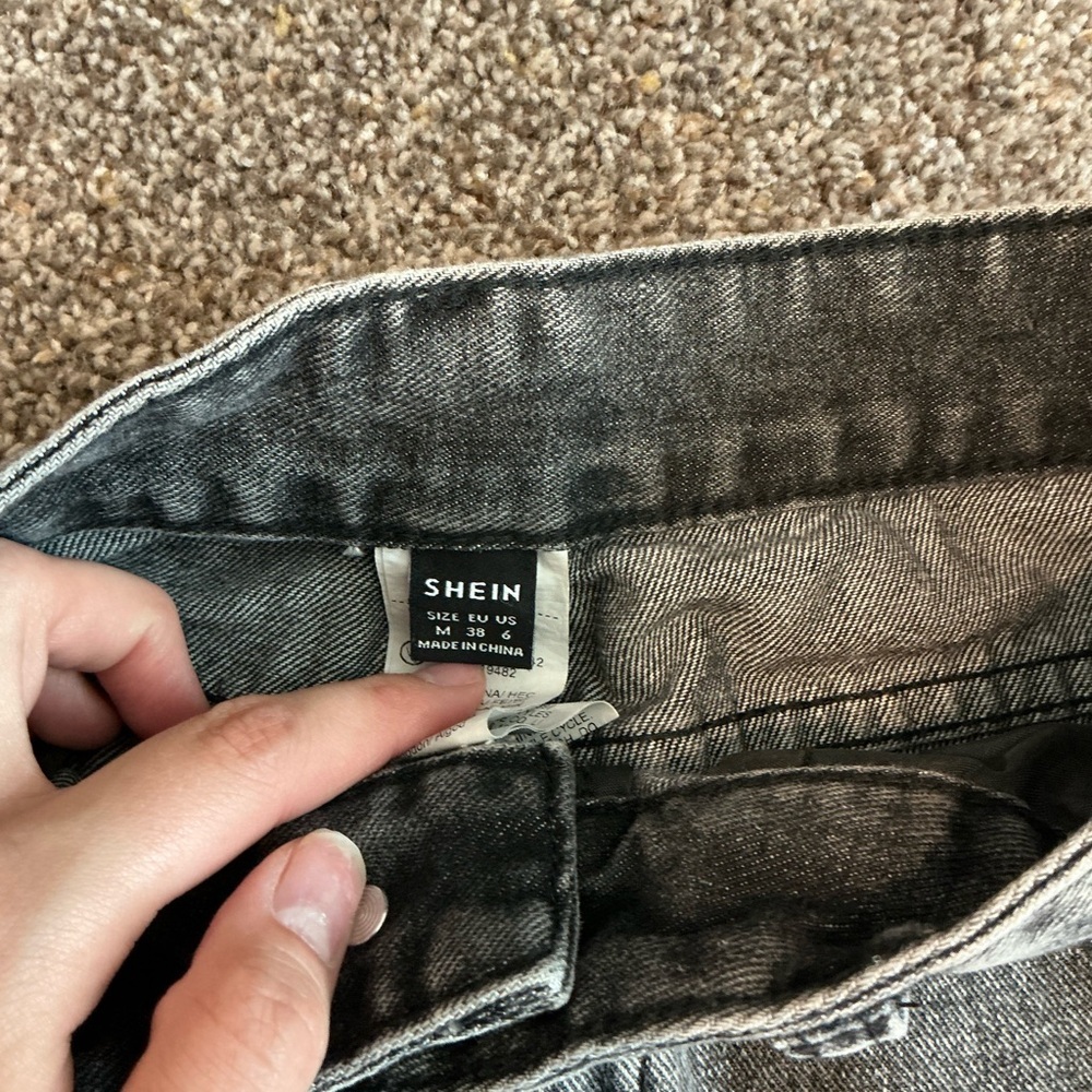 SHEIN Black Distressed Jean Shorts High-Waisted - Picture 3 of 5